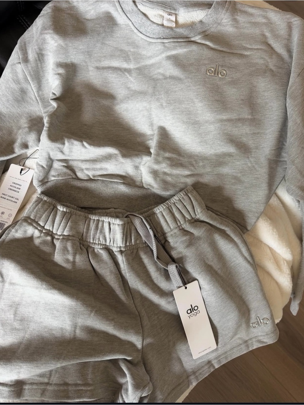 ALO Yoga Light Heather Gray Crewneck Sweatshirt Set